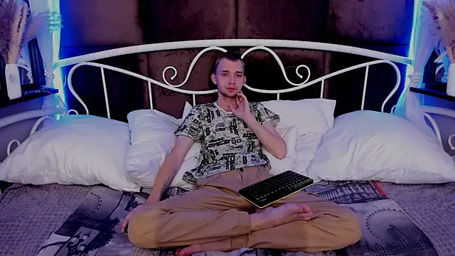 Snapshot of TimBlaks chatting on September 29, 2025, 11:20 pm TimBlaks online show from September 29, 2025, 11:20 pm