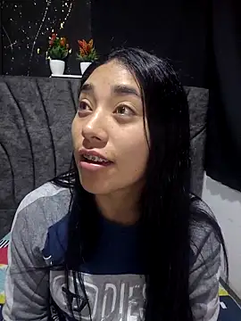Snapshot of AmberGold- chatting on September 14, 2025, 9:08 am AmberGold- online show from September 14, 2025, 9:08 am