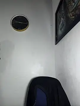 Snapshot of AmberGold- chatting on November 9, 2025, 8:01 am AmberGold- online show from November 9, 2025, 8:01 am