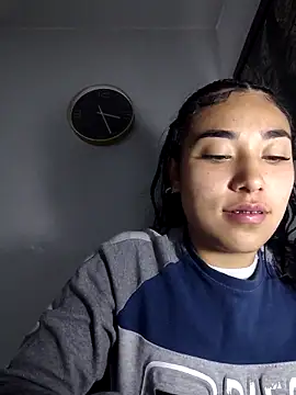 Snapshot of AmberGold- chatting on November 18, 2025, 9:14 am AmberGold- online show from November 18, 2025, 9:14 am