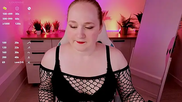 Kitty Rest  online show from September 10, 2025, 3:34 pm