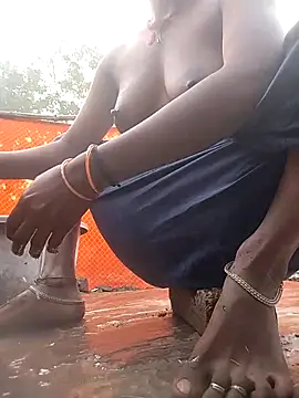 Snapshot of Hita_Grewal chatting on December 2, 2025, 1:55 am Hita Grewal online show from December 2, 2025, 1:55 am