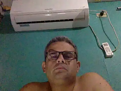 Snapshot of Katracho6969 chatting on November 3, 2025, 1:51 am Katracho6969 online show from November 3, 2025, 1:51 am