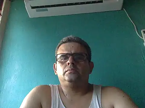 Snapshot of Katracho6969 chatting on November 8, 2025, 9:57 pm Katracho6969 online show from November 8, 2025, 9:57 pm