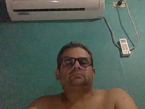 Snapshot of Katracho6969 chatting on November 16, 2025, 3:45 am Katracho6969 online show from November 16, 2025, 3:45 am