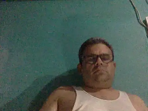 Snapshot of Katracho6969 chatting on November 19, 2025, 3:39 am Katracho6969 online show from November 19, 2025, 3:39 am