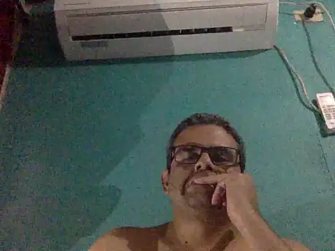 Snapshot of Katracho6969 chatting on November 20, 2025, 6:02 am Katracho6969 online show from November 20, 2025, 6:02 am