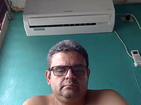 Snapshot of Katracho6969 chatting on November 23, 2025, 4:18 pm Katracho6969 online show from November 23, 2025, 4:18 pm