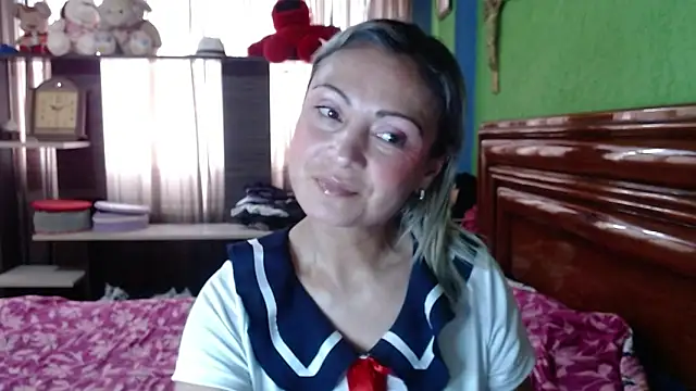  Charlize theron  online show from September 26, 2025, 7:18 pm