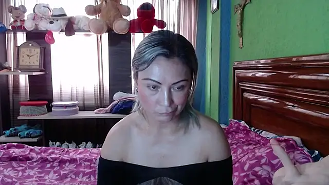  Charlize theron  online show from October 26, 2025, 8:37 pm