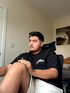 mixedcouplee69 online show from September 26, 2025, 10:41 am