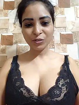 Snapshot of QUEEN-ADITI chatting on September 24, 2025, 2:26 am QUEEN-ADITI online show from September 24, 2025, 2:26 am