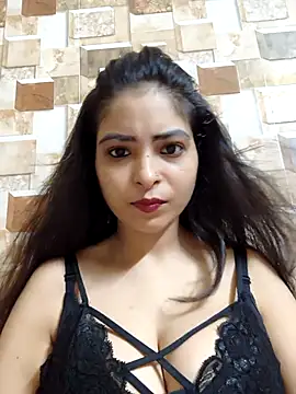 Snapshot of QUEEN-ADITI chatting on September 30, 2025, 2:00 pm QUEEN-ADITI online show from September 30, 2025, 2:00 pm