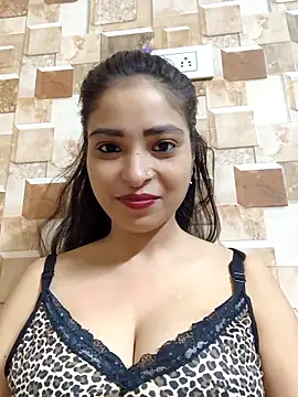 Snapshot of QUEEN-ADITI chatting on October 8, 2025, 2:47 pm QUEEN-ADITI online show from October 8, 2025, 2:47 pm