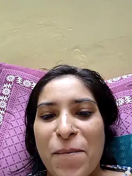 Snapshot of QUEEN-ADITI chatting on October 13, 2025, 7:14 pm QUEEN-ADITI online show from October 13, 2025, 7:14 pm