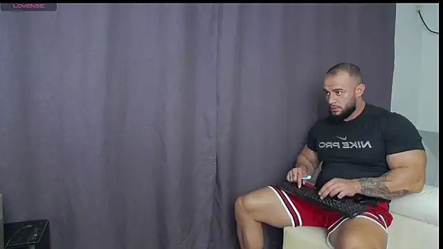 Snapshot of RickyMiami1 chatting on September 11, 2025, 5:57 pm RickyMiami1 online show from September 11, 2025, 5:57 pm