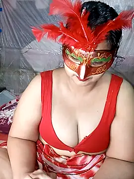 Tanisha-Chy online show from December 3, 2025, 5:33 pm