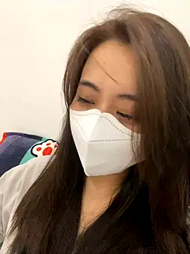 Mochi21 online show from October 18, 2025, 3:31 am