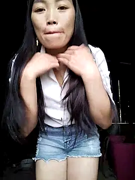 susu-00 online show from September 15, 2025, 2:22 am