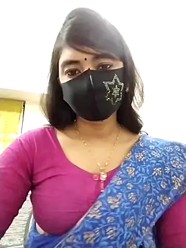 Snapshot of Puja-Rane chatting on November 18, 2025, 2:06 am Puja-Rane online show from November 18, 2025, 2:06 am