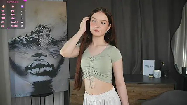 IsabellLongin online show from September 14, 2025, 2:38 pm