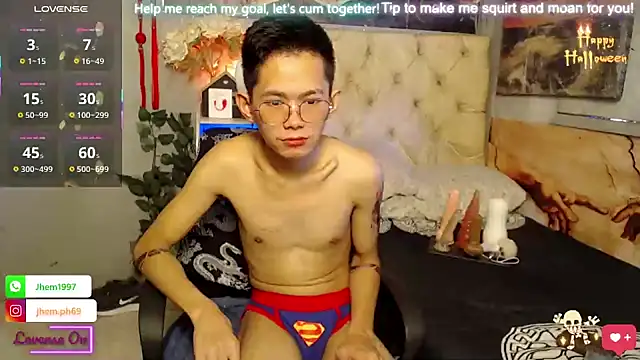 Snapshot of Skinny_CumLoader69 chatting on November 1, 2025, 11:18 pm Skinny CumLoader69 online show from November 1, 2025, 11:18 pm