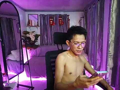 Snapshot of Skinny_CumLoader69 chatting on November 15, 2025, 1:07 pm Skinny CumLoader69 online show from November 15, 2025, 1:07 pm