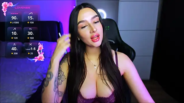 Snapshot of Veronica_Larsson chatting on November 5, 2025, 8:53 pm Veronica Larsson online show from November 5, 2025, 8:53 pm