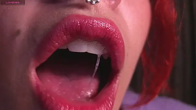 bri von dhara   online show from December 5, 2025, 3:37 am