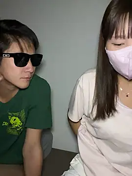 erokami36 online show from October 9, 2025, 4:49 pm