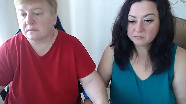 Snapshot of Bertie_Adeline chatting on September 14, 2025, 7:07 am Bertie Adeline online show from September 14, 2025, 7:07 am