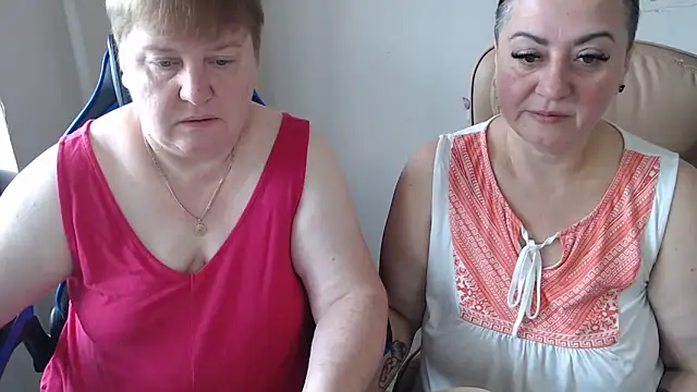 Snapshot of Bertie_Adeline chatting on September 20, 2025, 7:53 am Bertie Adeline online show from September 20, 2025, 7:53 am