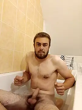 Snapshot of Aymeric35000 chatting on October 29, 2025, 5:14 pm Aymeric35000 online show from October 29, 2025, 5:14 pm