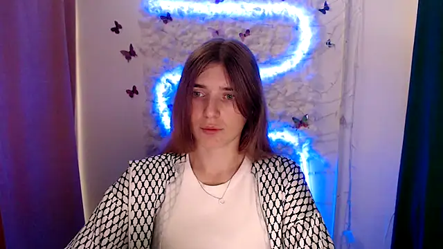 Snapshot of JuiceLips__ chatting on September 9, 2025, 3:00 pm JuiceLips online show from September 9, 2025, 3:00 pm