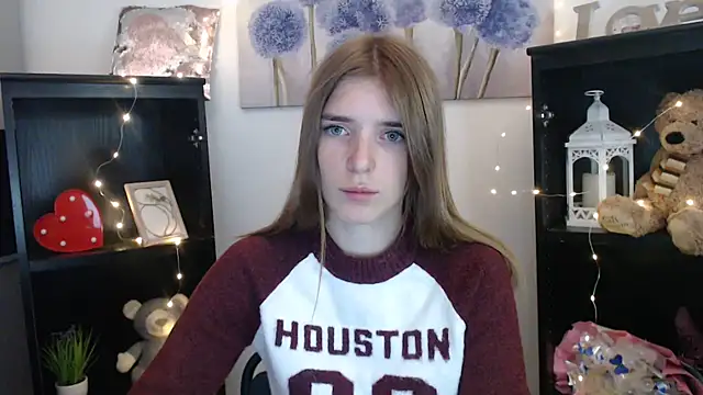 Snapshot of JuiceLips__ chatting on September 25, 2025, 8:40 am JuiceLips online show from September 25, 2025, 8:40 am