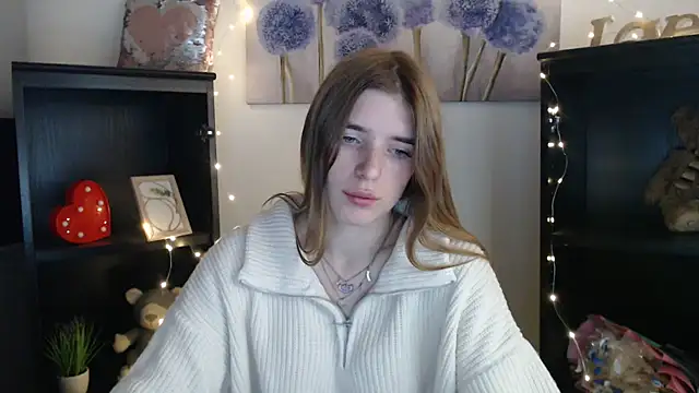 Snapshot of JuiceLips__ chatting on October 20, 2025, 11:54 am JuiceLips online show from October 20, 2025, 11:54 am