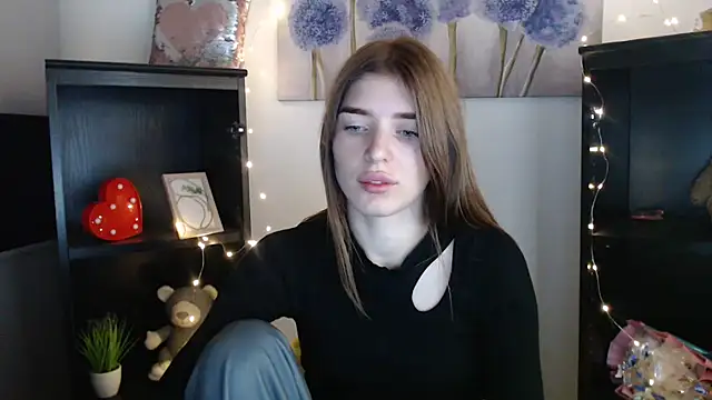 Snapshot of JuiceLips__ chatting on October 24, 2025, 7:16 am JuiceLips online show from October 24, 2025, 7:16 am