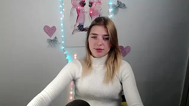 Snapshot of JuiceLips__ chatting on December 1, 2025, 2:11 pm JuiceLips online show from December 1, 2025, 2:11 pm