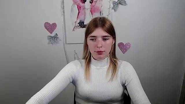 Snapshot of JuiceLips__ chatting on December 14, 2025, 2:33 pm JuiceLips online show from December 14, 2025, 2:33 pm