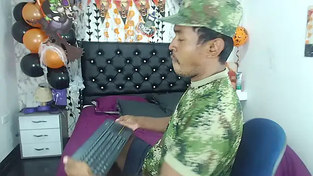 Snapshot of Adam_Morgan2 chatting on October 20, 2025, 2:28 pm Adam Morgan2 online show from October 20, 2025, 2:28 pm