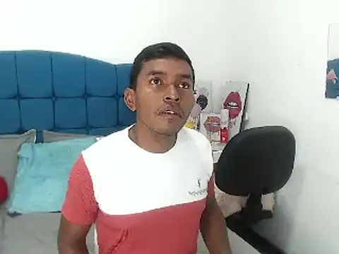 Snapshot of Adam_Morgan2 chatting on November 29, 2025, 7:39 pm Adam Morgan2 online show from November 29, 2025, 7:39 pm