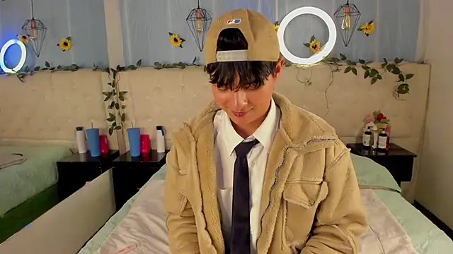 Snapshot of AleAurarashi chatting on November 22, 2025, 4:33 am AleAurarashi online show from November 22, 2025, 4:33 am