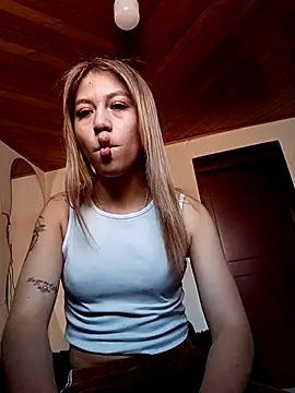 Snapshot of Anto_torres chatting on September 11, 2025, 7:36 pm Anto torres online show from September 11, 2025, 7:36 pm