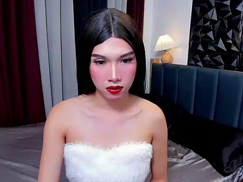 Snapshot of MaxCollins chatting on November 12, 2025, 10:09 pm MaxCollins online show from November 12, 2025, 10:09 pm