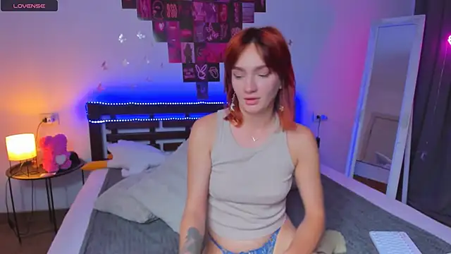 ArinaWinss online show from September 25, 2025, 5:44 am