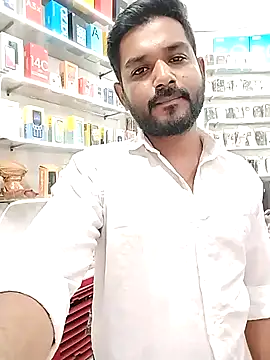 Snapshot of avi007p chatting on October 25, 2025, 10:56 am avi007p online show from October 25, 2025, 10:56 am