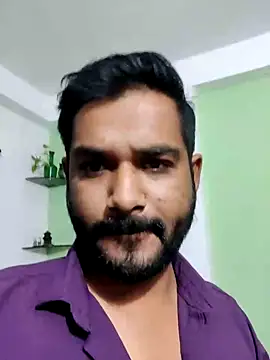 Snapshot of avi007p chatting on October 28, 2025, 5:37 pm avi007p online show from October 28, 2025, 5:37 pm