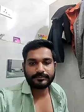 Snapshot of avi007p chatting on November 4, 2025, 10:20 pm avi007p online show from November 4, 2025, 10:20 pm