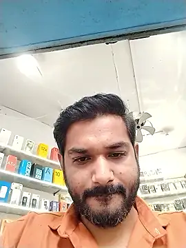 Snapshot of avi007p chatting on December 2, 2025, 8:30 am avi007p online show from December 2, 2025, 8:30 am