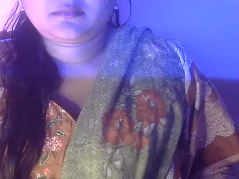 Snapshot of Saniya_K chatting on September 16, 2025, 3:35 pm Saniya K online show from September 16, 2025, 3:35 pm